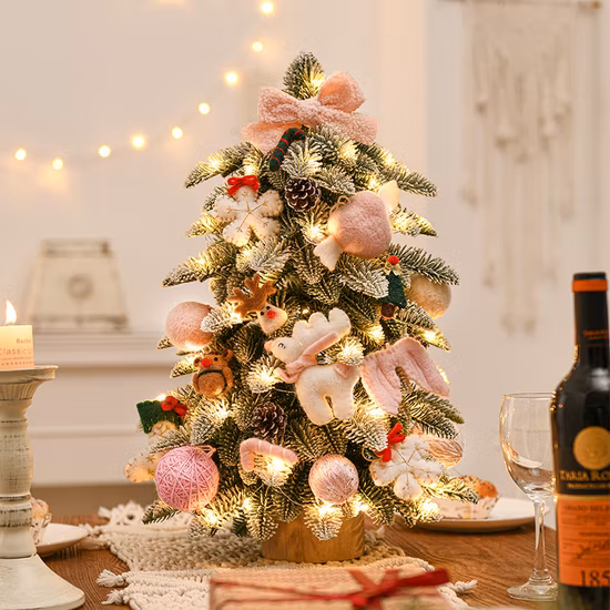 Mini albero con ghirlanda leggera per decorazione natalizia per casa delle bambole